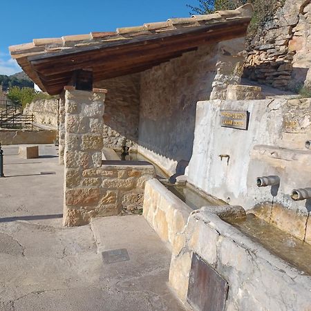 La Vieja Escuela Villa Fuentes de Rubielos Exterior foto